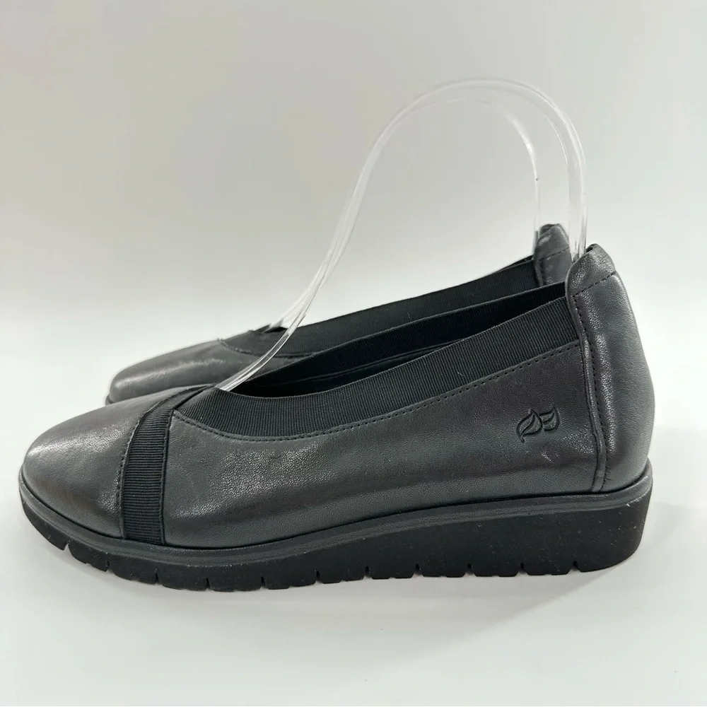 Nurture womens flats size 5.5 black leather platforms chunky